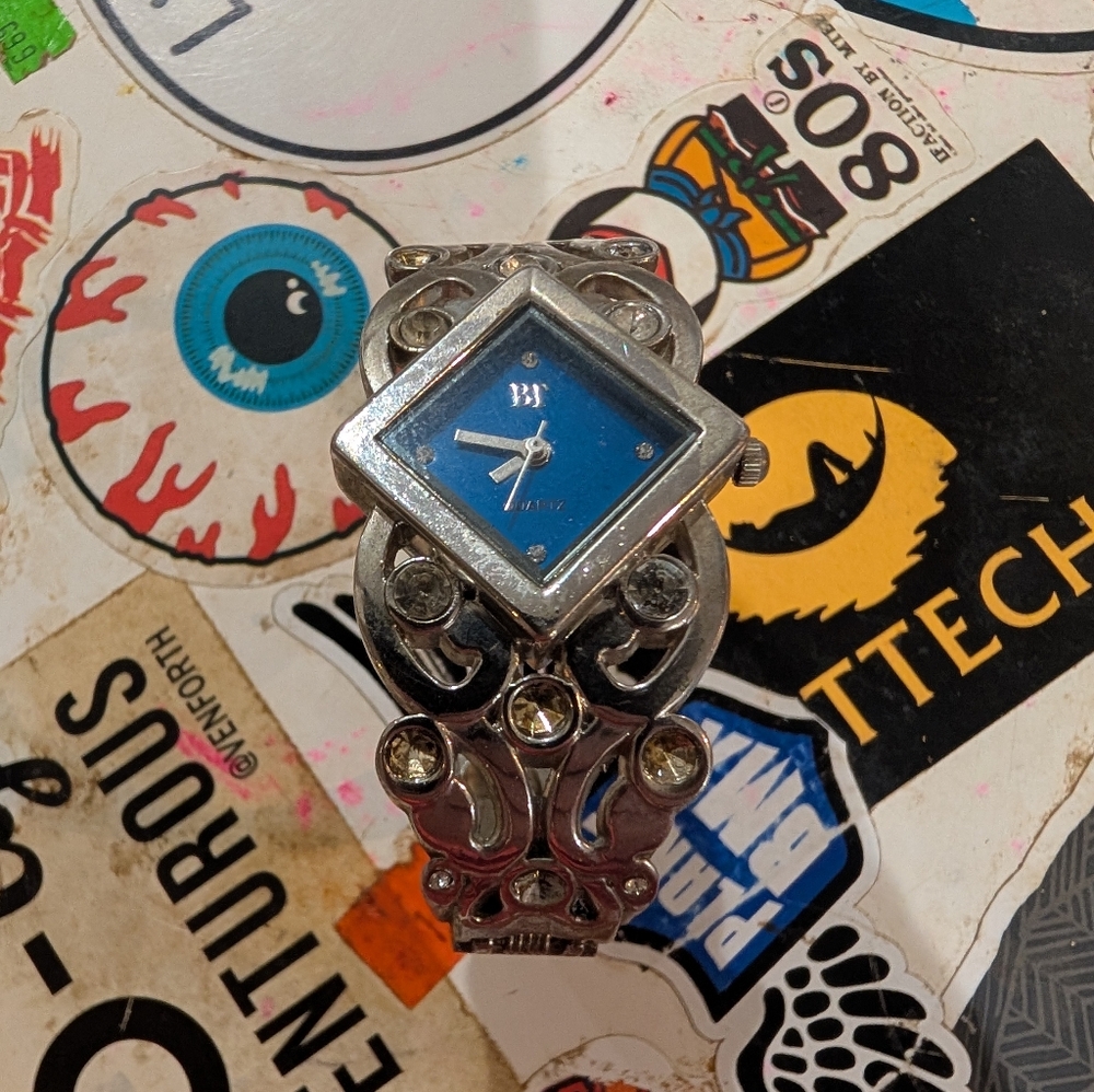 BT Bangle Watch - Picture 2 of 6